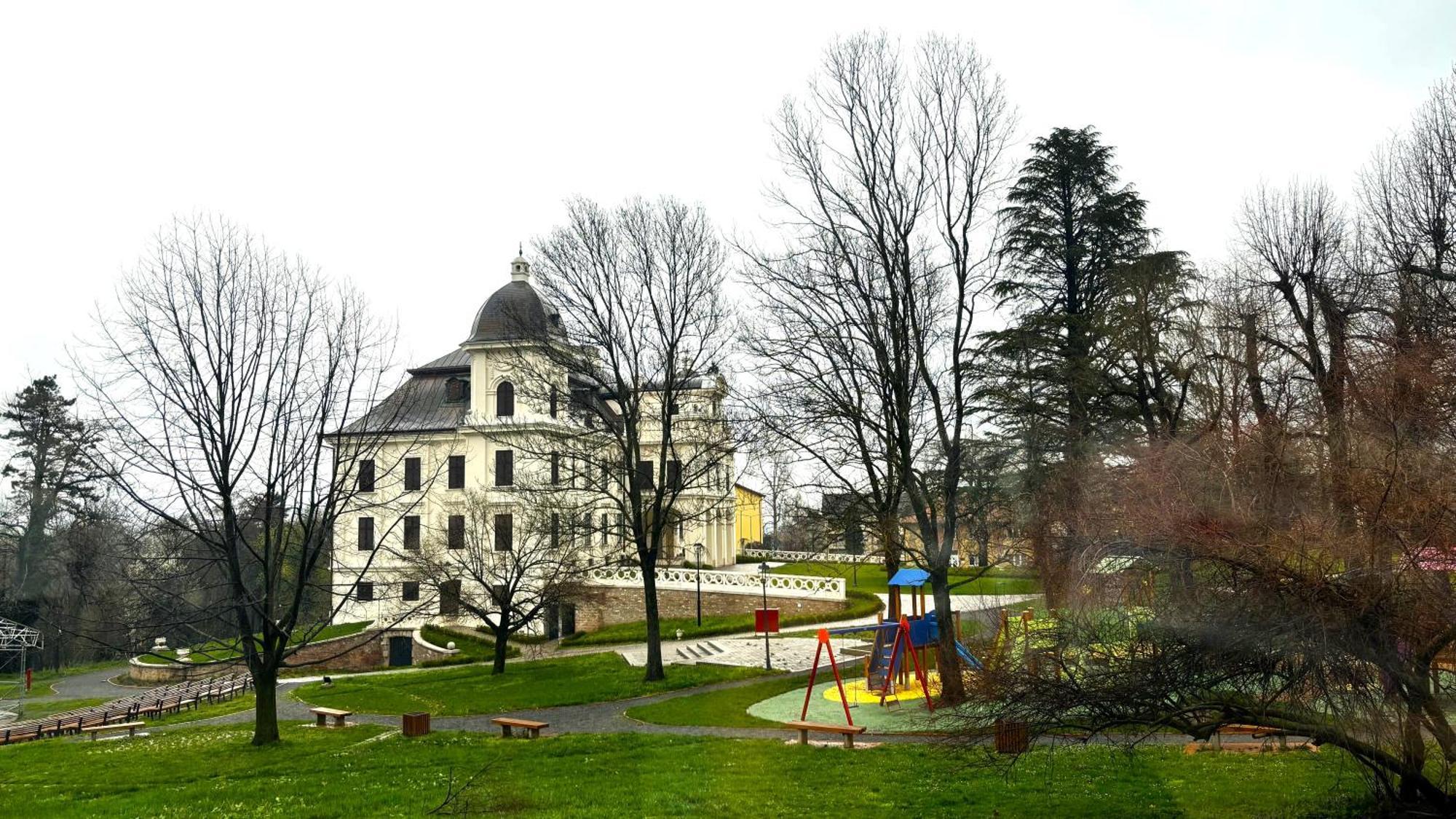 Hotel Park Nasice Экстерьер фото